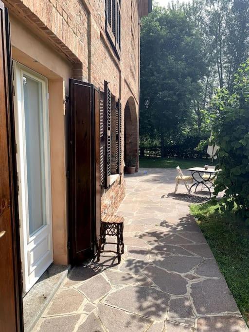 Apart-Agriturismo "La Colomba" Nizza Monferrato Exteriör bild